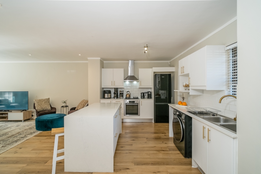 3 Bedroom Property for Sale in Kommetjie Western Cape